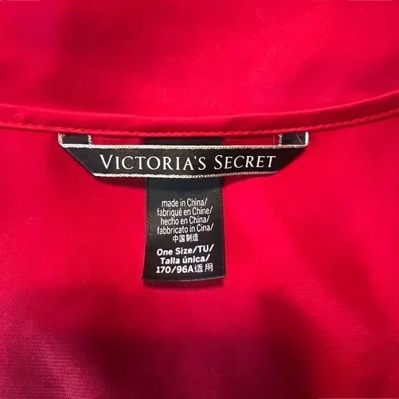 ‎Victoria’s Secret red short sleeve robe - Picture 3 of 8